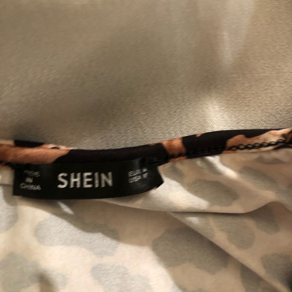 Leopard print sexy  mini fitted dress, 13 inches PTP, 26 inches long. - Picture 5 of 6